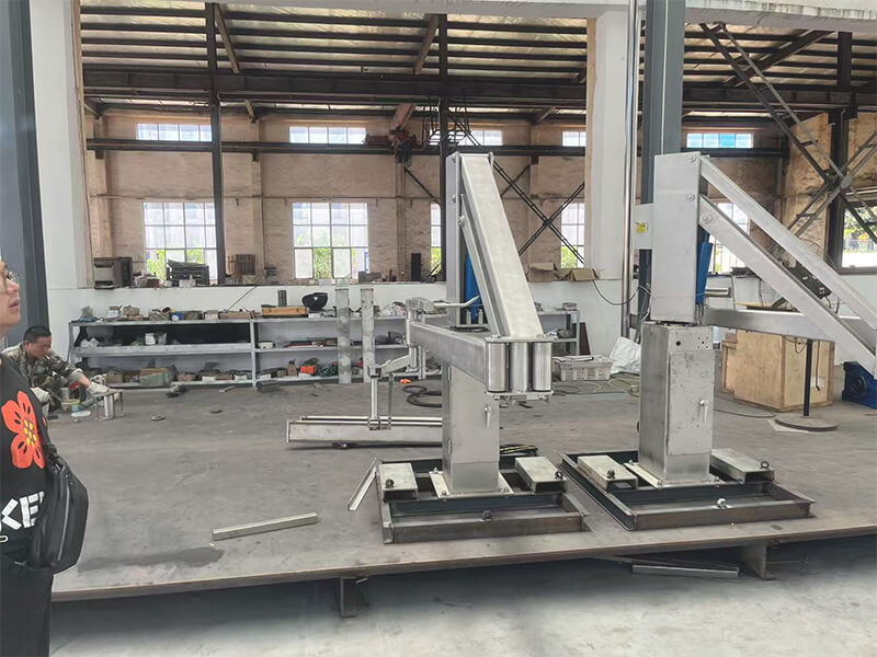 HW Machinery Pig Cattle Carcass Hydraulic Loading Arm