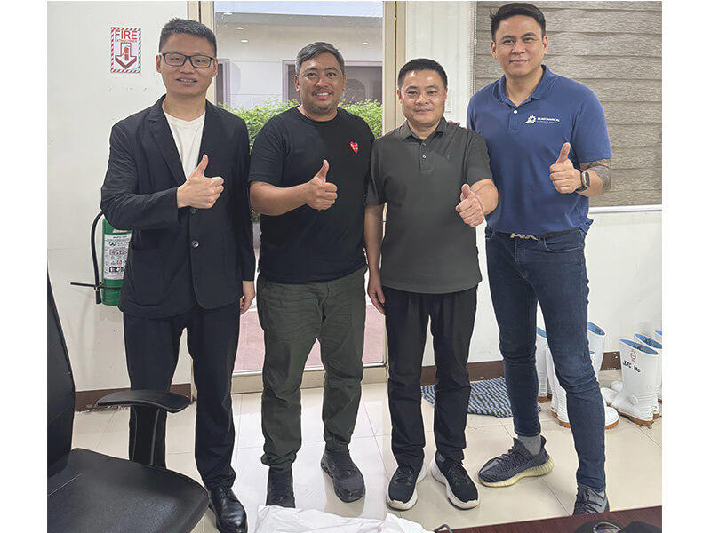 poultry processing equipment demo for filipino customer